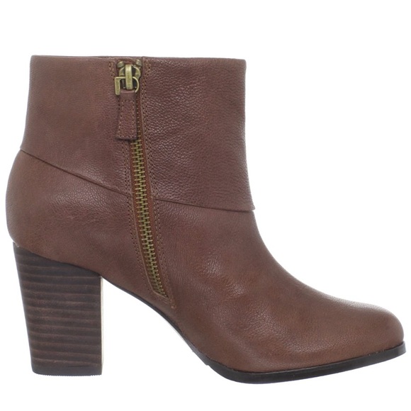 Like New - Cole Haan Women's Cassidy Bootie – Sequoia Brown – Size 5 - Picture 4 of 4